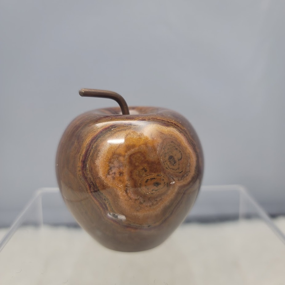 Ten Thousand Villages ONYX apple Copper Stem Paperweight